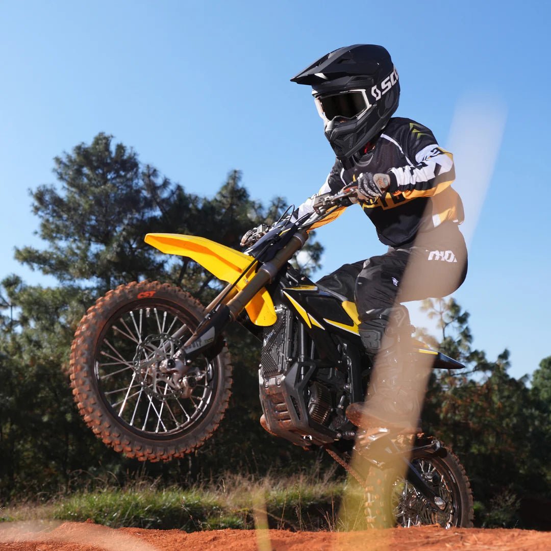 SurRon Hyper Bee Youth Electric Dirt Bike (Green) - image 4